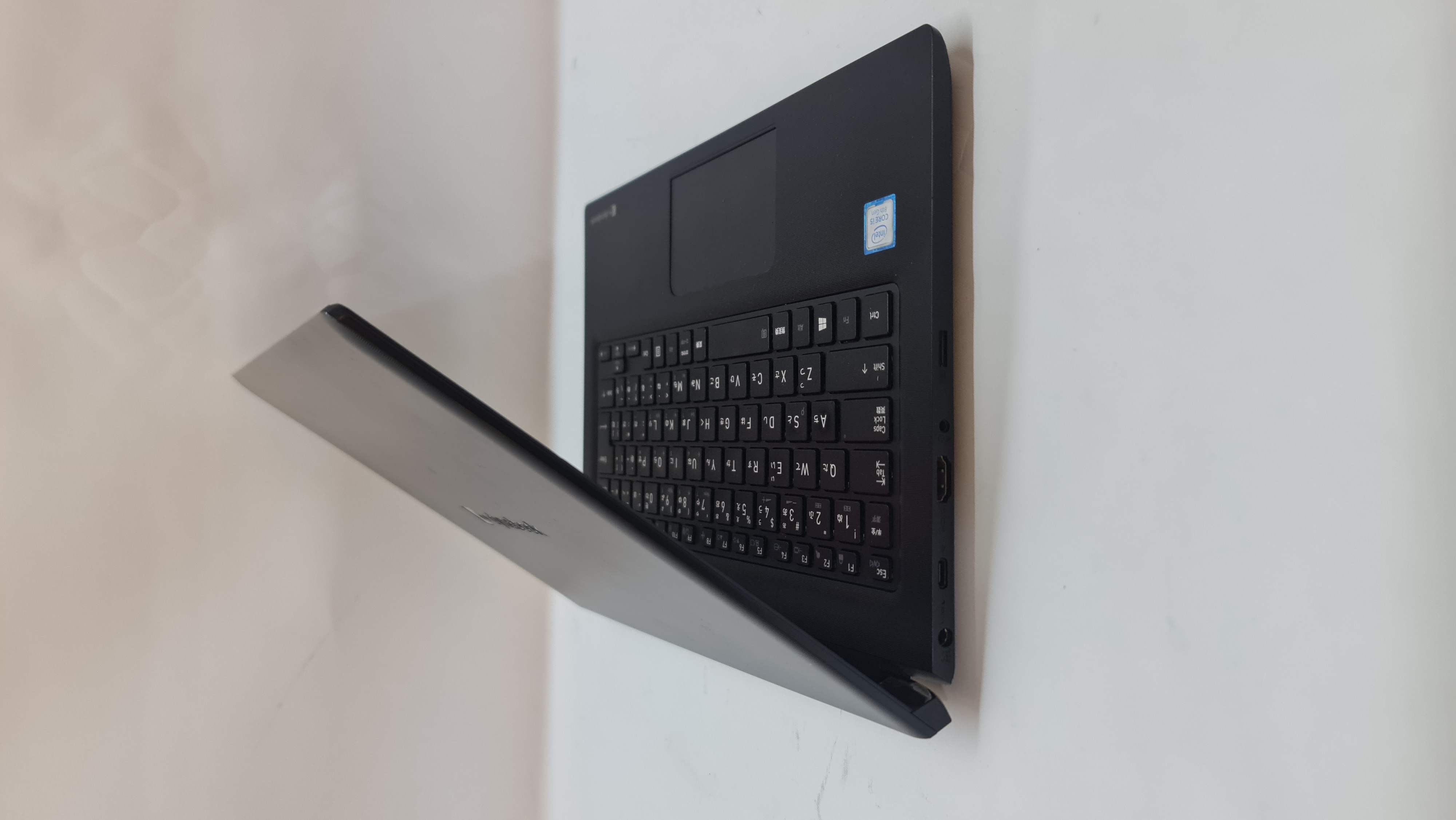 TOSHIBA DYNABOOK S73 I5 GEN 8 2
