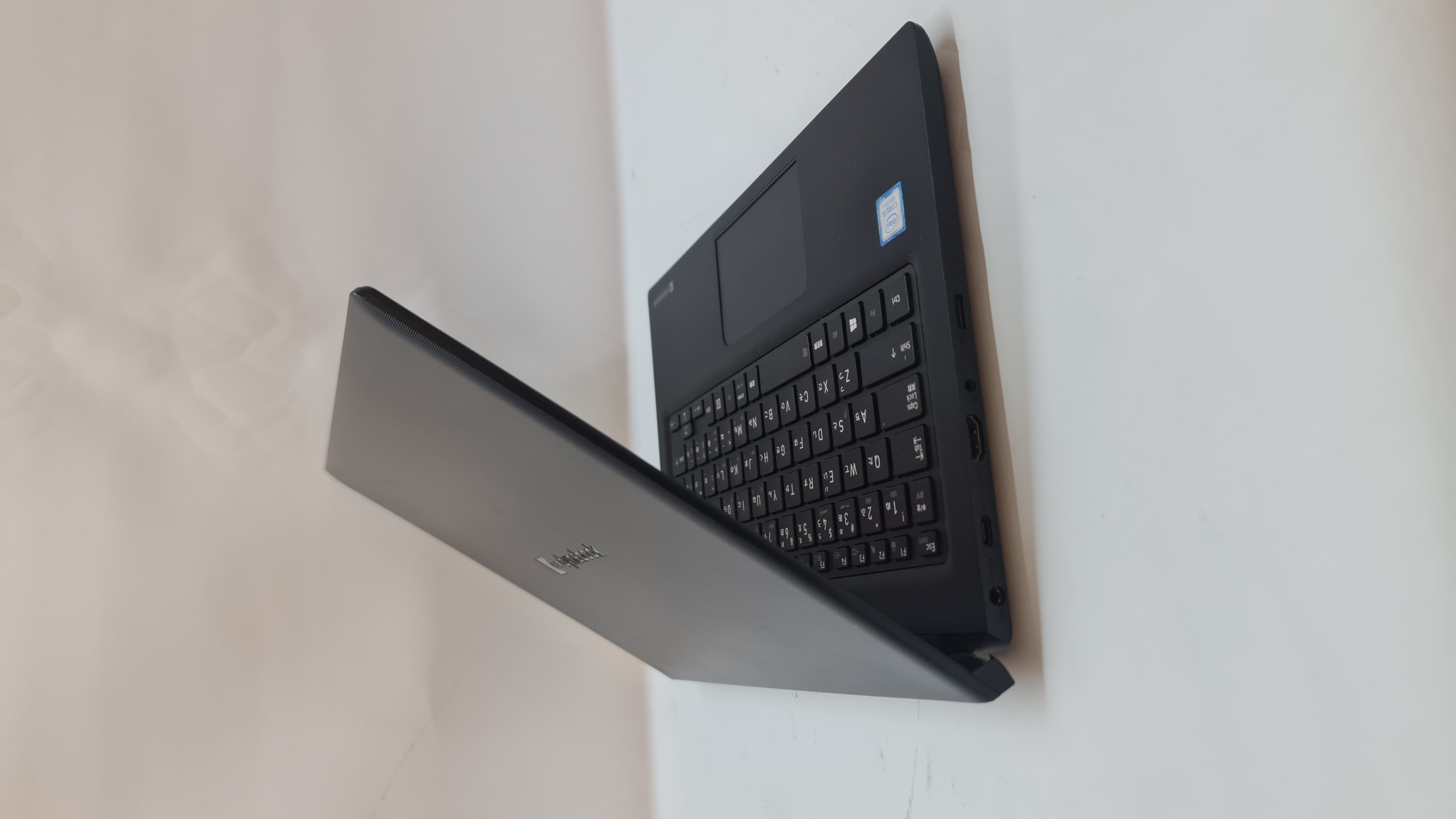 TOSHIBA DYNABOOK S73 I5 GEN 8 3